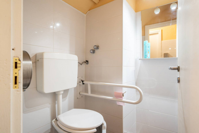 Locale commerciale in vendita a Palermo