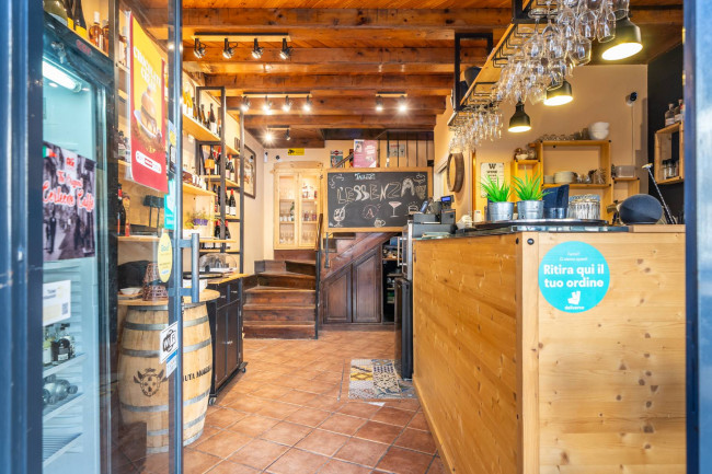 Locale commerciale in vendita a Palermo