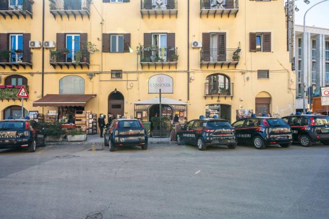 Locale commerciale in vendita a Palermo