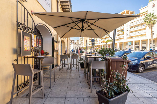 Locale commerciale in vendita a Palermo