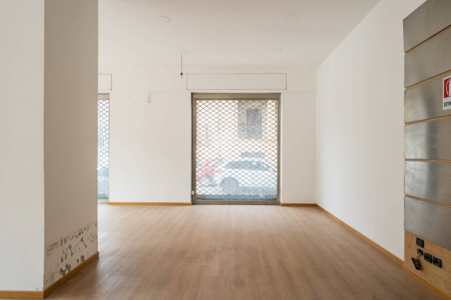 Locale commerciale in affitto a Palermo