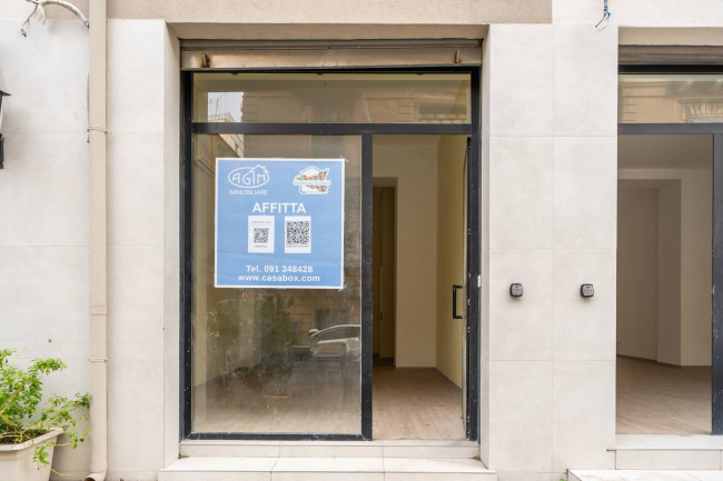 Locale commerciale in affitto a Palermo