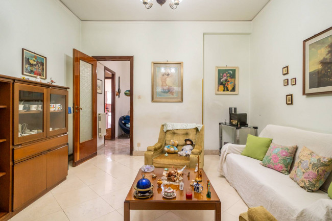 Appartamento in vendita a Palermo