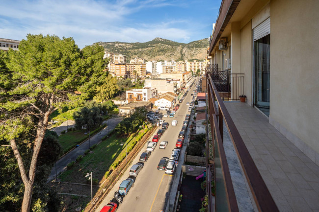 Appartamento in vendita a Palermo