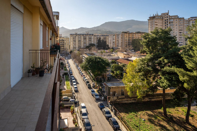 Appartamento in vendita a Palermo