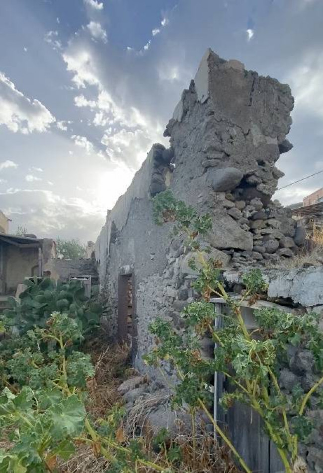 Rudere a Santa Marina Salina