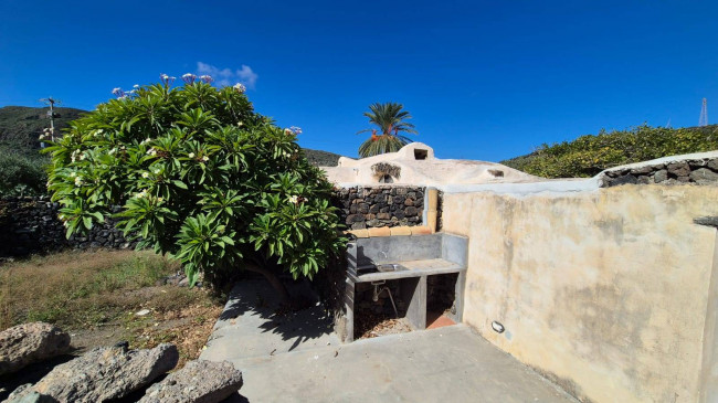 Villa Singola in vendita a Pantelleria