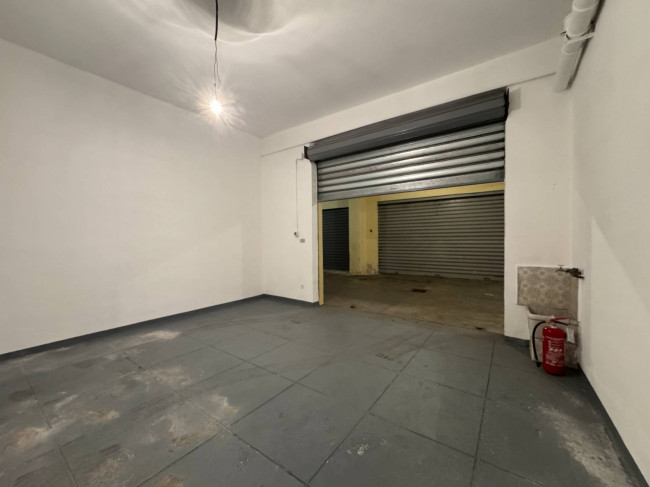 Box o garage in vendita a Palermo
