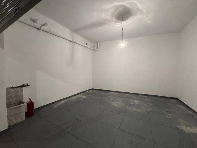 Box o garage in vendita a Palermo