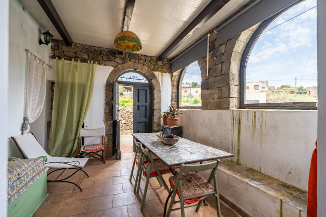 Dammuso in vendita a Pantelleria