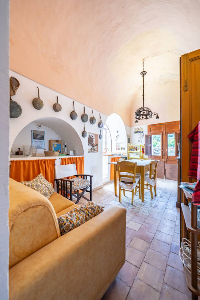 Dammuso in vendita a Pantelleria