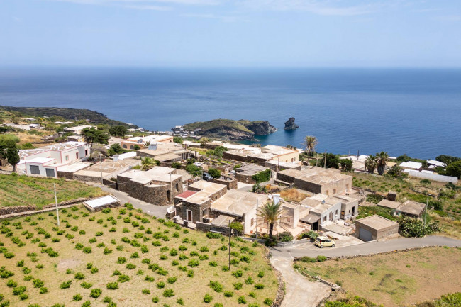 Dammuso in vendita a Pantelleria