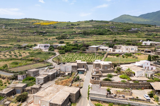 Dammuso in vendita a Pantelleria