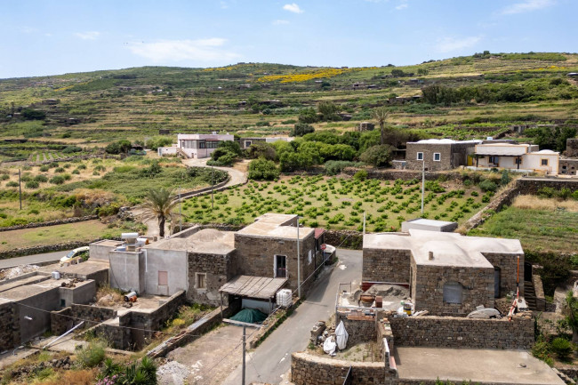 Dammuso in vendita a Pantelleria