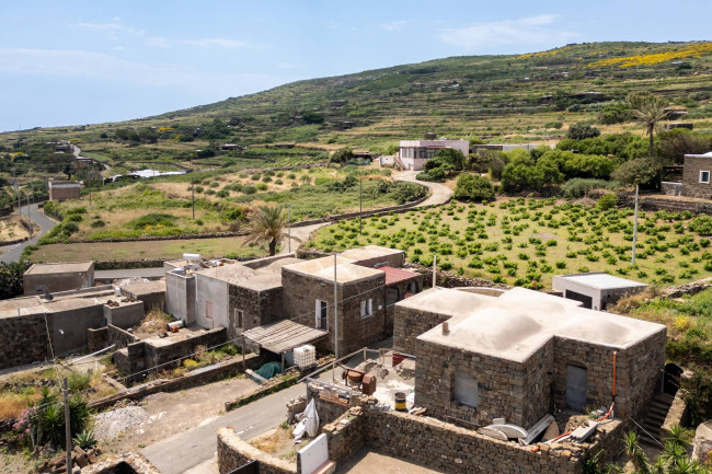 Dammuso in vendita a Pantelleria