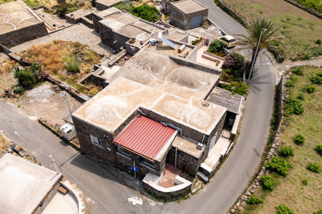 Dammuso in vendita a Pantelleria