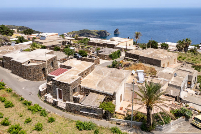 Dammuso in vendita a Pantelleria