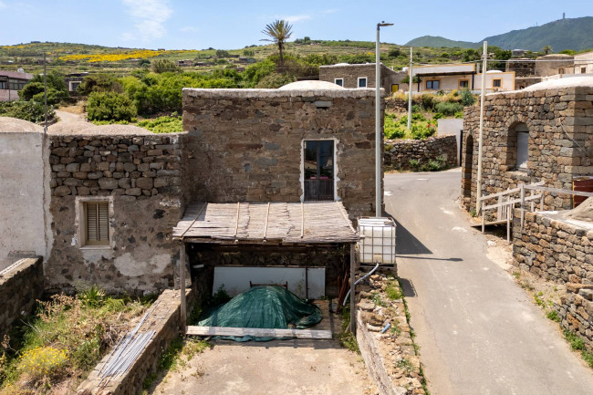 Dammuso in vendita a Pantelleria