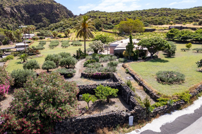 Villa Singola in vendita a Pantelleria