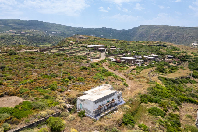 Dammuso in vendita a Pantelleria