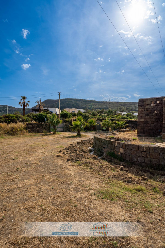 Casa Indipendente in vendita a Pantelleria