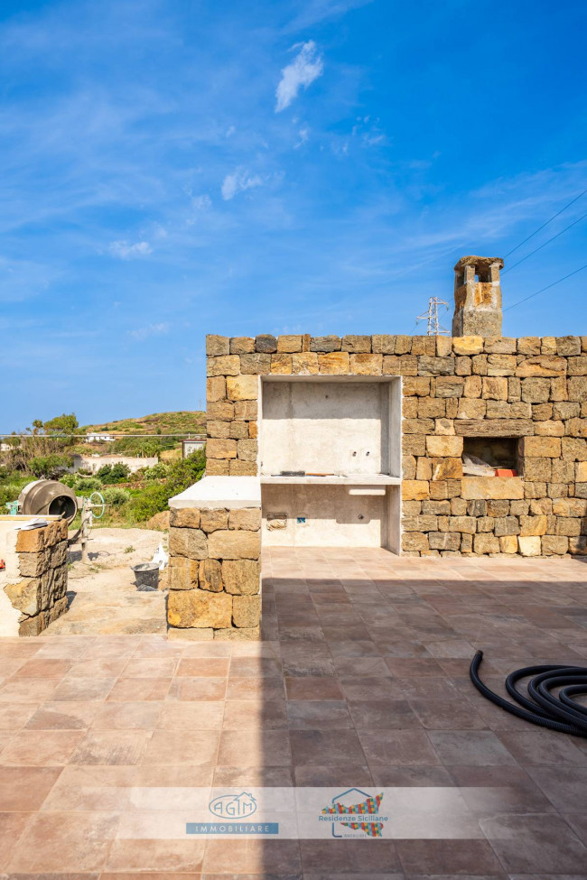 Casa Indipendente in vendita a Pantelleria