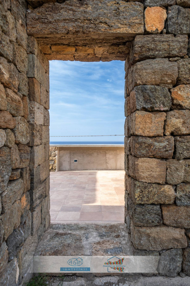 Casa Indipendente in vendita a Pantelleria