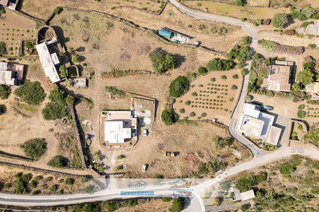 Casa Indipendente in vendita a Pantelleria