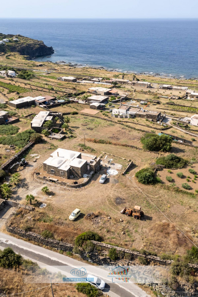 Casa Indipendente in vendita a Pantelleria