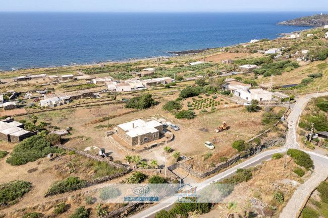 Casa Indipendente in vendita a Pantelleria