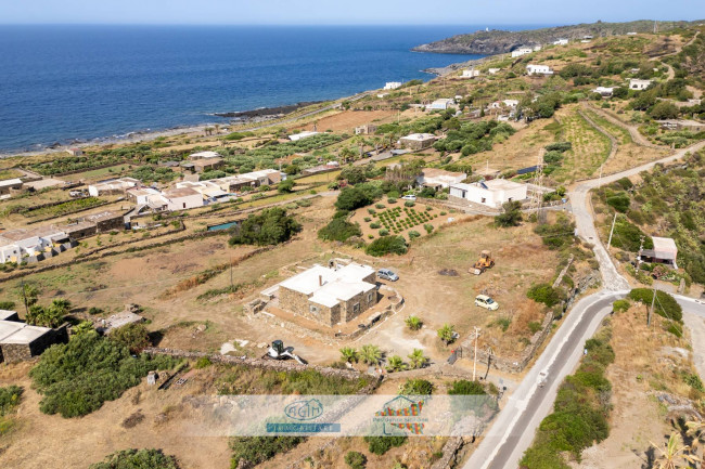 Casa Indipendente in vendita a Pantelleria