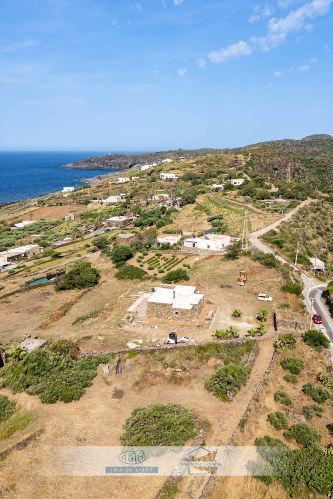 Casa Indipendente in vendita a Pantelleria