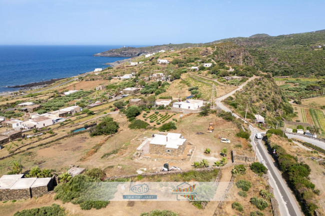 Casa Indipendente in vendita a Pantelleria