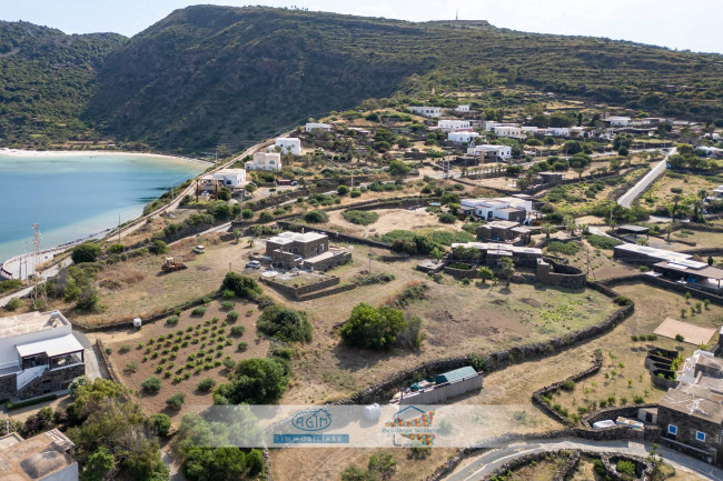 Casa Indipendente in vendita a Pantelleria
