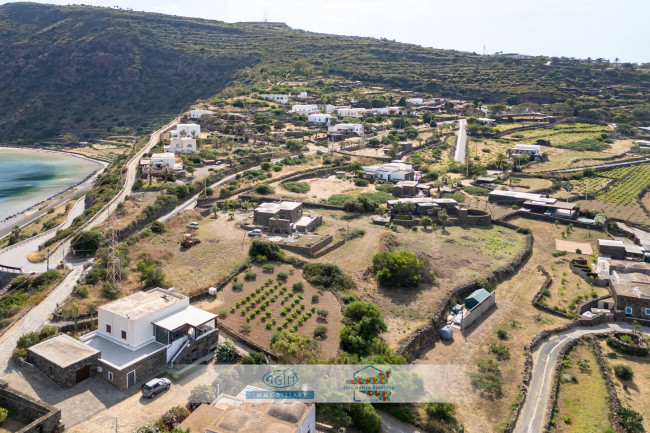 Casa Indipendente in vendita a Pantelleria