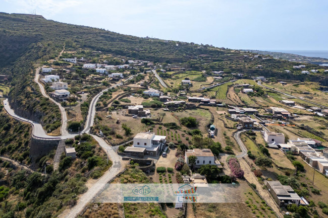 Casa Indipendente in vendita a Pantelleria