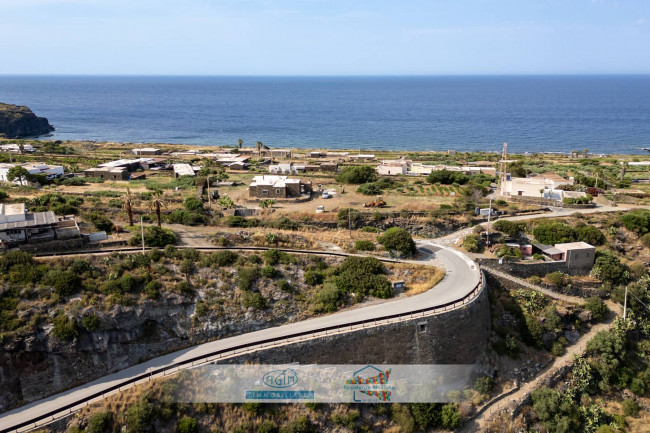 Casa Indipendente in vendita a Pantelleria