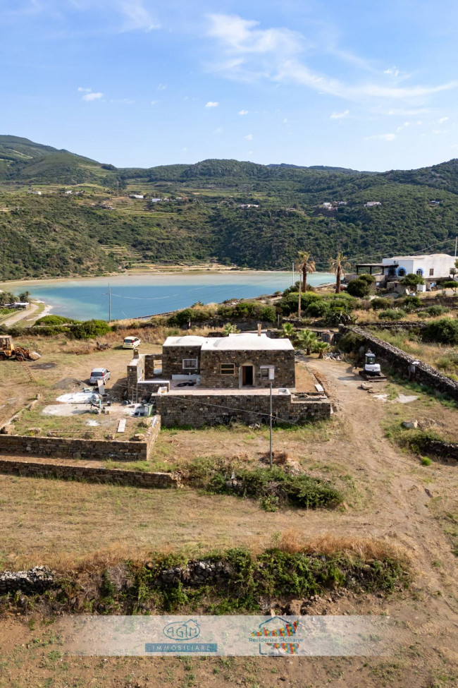 Casa Indipendente in vendita a Pantelleria