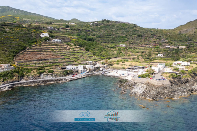 Casa Indipendente in vendita a Pantelleria