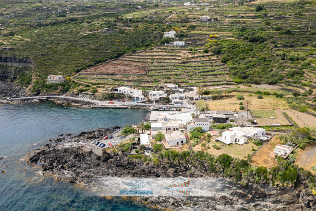 Casa Indipendente in vendita a Pantelleria