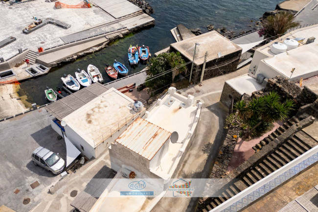 Casa Indipendente in vendita a Pantelleria