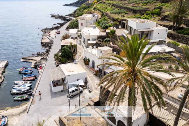 Casa Indipendente in vendita a Pantelleria