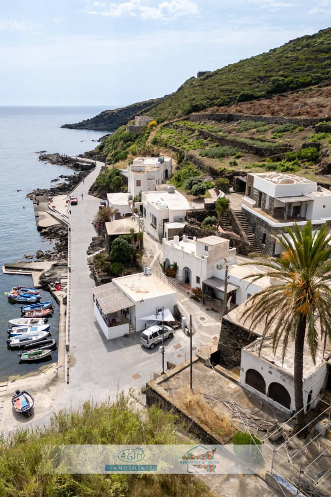 Casa Indipendente in vendita a Pantelleria