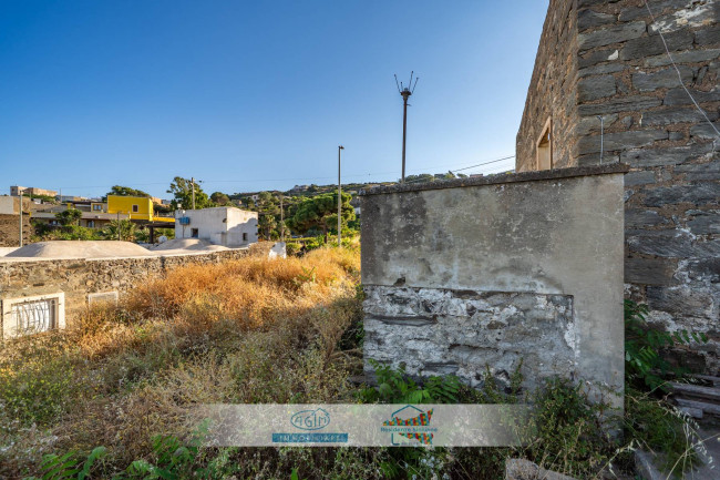 Dammuso in vendita a Pantelleria