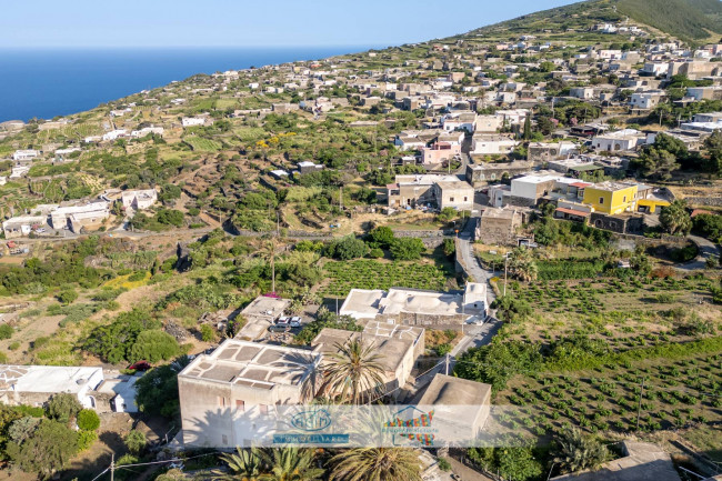 Dammuso in vendita a Pantelleria