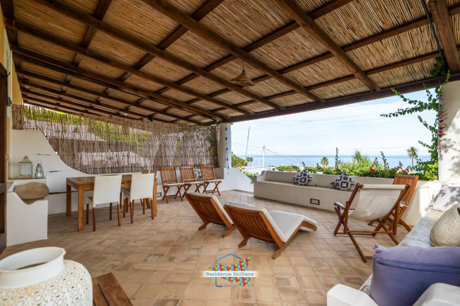Appartamento in vendita a Santa Marina Salina