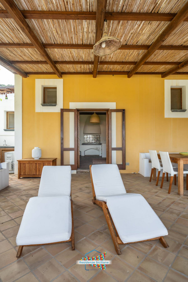 Appartamento in vendita a Santa Marina Salina