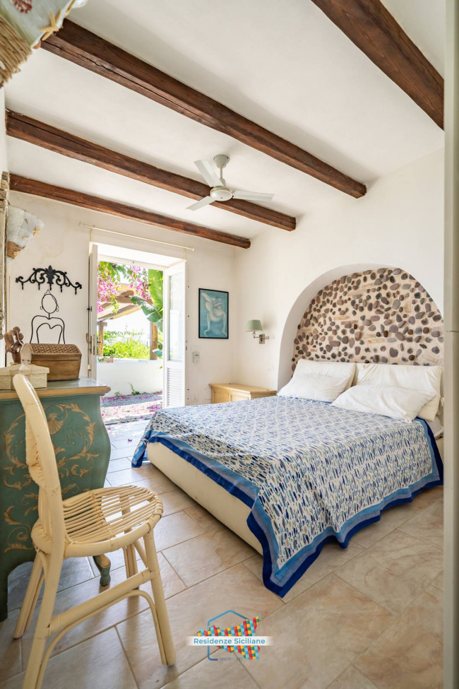 Villa Singola in vendita a Santa Marina Salina