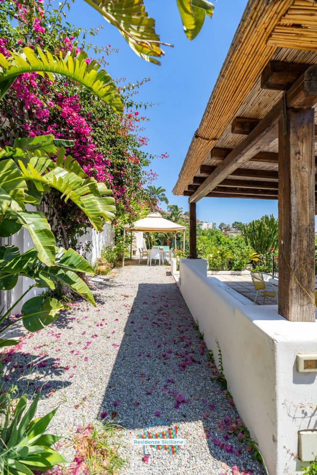 Villa Singola in vendita a Santa Marina Salina
