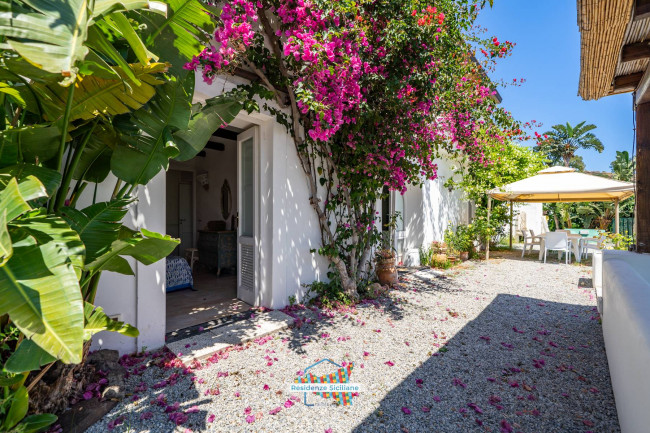 Villa Singola in vendita a Santa Marina Salina
